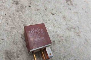 TOYOTA Avensis Verso 1 generation (2001-2003) Relays 9098704004 25492899