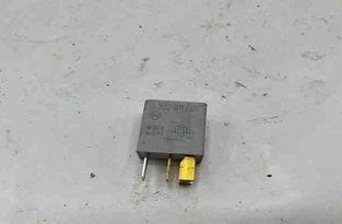 TOYOTA Corolla Verso 1 generation (2001-2009) Relays 0332011001 25513576