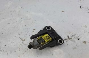 LEXUS IS XE20 (2005-2013) Kreisās puses sānu trieciena sensors 8917353040 25514442