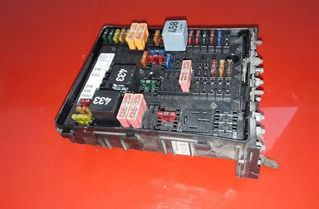 VOLKSWAGEN Golf 5 generation (2003-2009) Drošinātāju kārba 1K0937124K,014189861 25535010