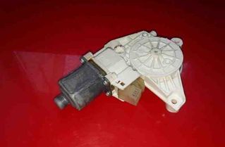 MERCEDES-BENZ C-Class W204/S204/C204 (2004-2015) Маторчик стеклоподъемника передней левой двери A2048200142,0130822441,971133100 25547798