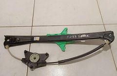 VOLKSWAGEN Tiguan 2 generation (2016-2024) Aizmugurējo kreiso durvju logu pacēlājs 5NA839461C 30355476