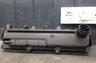 RENAULT Megane 1 generation (1995-2003) Vārstu vāks 8200608952 30173833