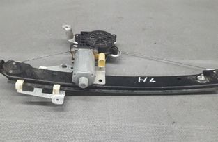 VOLVO V70 2 generation (2000-2008) Aizmugurējo kreiso durvju logu pacēlājs 119971-XXX 30185020