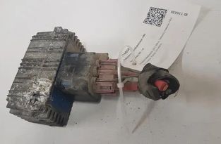 OPEL Zafira B (2005-2010) Coolant fan relay 55353011,51299014B 27109180