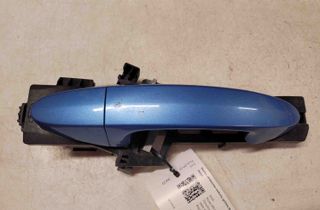 FORD Fiesta 6 generation (2008-2020) Aizmugurējo labo durvju ārējais rokturis 8A61A224A36 28657301