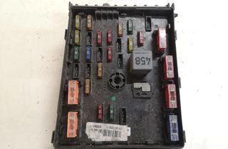 VOLKSWAGEN Passat B5 (1996-2005) Fuse box 21107105 28659586