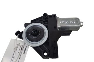 VOLVO V40 Cross Country 1 generation (2012-2020) Маторчик стеклоподъемника передней левой двери 966268103 28816067