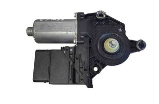 VOLKSWAGEN Golf Plus 1 generation (2004-2009) Маторчик стеклоподъемника задней правой двери 5M0839402D 32547403