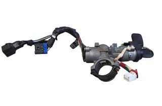 KIA Carens 2 generation (2002-2006) Ignition Lock 32983405