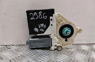 VOLKSWAGEN Passat B7 (2010-2015) Маторчик стеклоподъемника передней левой двери 1K0959702K 30528569