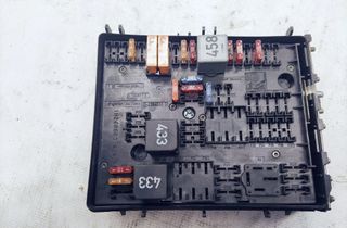 VOLKSWAGEN Touran 1 generation (2003-2015) Drošinātāju kārba 1K0937124,01394932,013949631 14929759