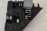 VOLVO XC90 1 generation (2002-2014) Fuse box 31473569 30651861