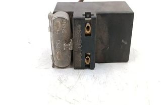 AUDI 80 B4 (1991-1996) Dzesēšanas ventilatora relejs 357919506A 27164093