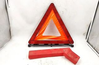 AUDI A4 B7/8E (2004-2008) Знак аварийной остановки 8D9860251B 27177452