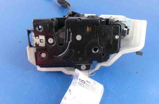 VOLKSWAGEN Golf 6 generation (2008-2015) Rear Right Door Lock 30088546