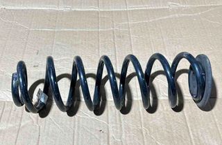 VOLKSWAGEN Touran 3 generation (2015-2023) Пружина амортизатора задняя левая 3Q0511115,5Q0512149B 32684313