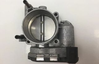 VOLKSWAGEN Passat B5 (1996-2005) Throttle Body 022133062AC 32843582