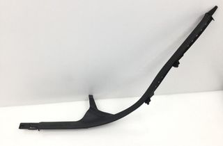 AUDI A4 B7/8E (2004-2008) Priekšējā labā sliekšņa apdare 8E0867767A 32858406