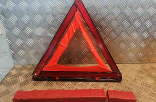 MERCEDES-BENZ C-Class W203/S203/CL203 (2000-2008) Знак аварийной остановки 1718900097 20420645