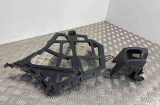 RENAULT Laguna 3 generation (2007-2015) Aizmugurējā labā bampera stiprinājums 850440002R 30573564