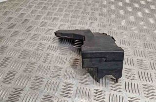 PEUGEOT 508 1 generation (2010-2020) Fuse Box Cover 9666817180 31922093