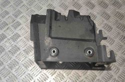 VOLVO S90 2 generation (2016-2023) Akumulatora nostiprināšanas kronšteins 31479621 26315233