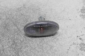 MAZDA 6 GG (2002-2007) Front Right Fender Turn Signal 010635 27608399
