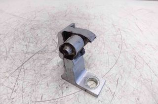 AUDI A4 B8/8K (2011-2016) Петля задней правой двери 8K0831402E 27643311