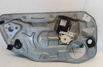 VOLVO V50 1 generation (2003-2012) Стеклоподъемник передней левой двери 8679080LH 27648325