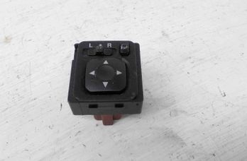 MITSUBISHI Grandis 1 generation (2003-2011) Mirror adjustment switch 183569 27660889