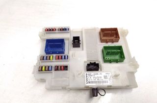 VOLVO XC60 1 generation (2008-2017) Drošinātāju kārba AG9T14C256HC 27663408