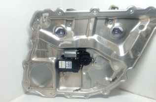 AUDI A8 D3/4E (2002-2010) Aizmugurējo labo durvju logu pacēlājs 4E0839850 28530685