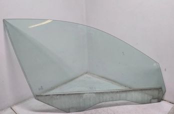 BMW 5 Series E60/E61 (2003-2010) Front Right Door Glass 28533553