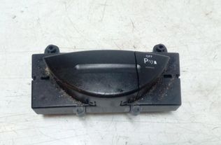 MERCEDES-BENZ CLS-Class C219 (2004-2010) Parkošanās palīdzības slēdzis 2118216958 28621816