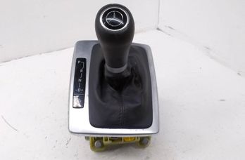 MERCEDES-BENZ E-Class W212/S212/C207/A207 (2009-2016) Pārnesumu pārslēgšanas mehānisms A2042674724 28716392