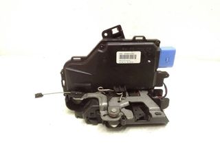 SKODA Octavia 1 generation (1996-2010) Priekšējo labo durvju slēdzene 3D2837016S 30911350