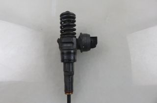 VOLKSWAGEN Passat B5 (1996-2005) Инжектор для масла 038130073BA,0414720216 32570501