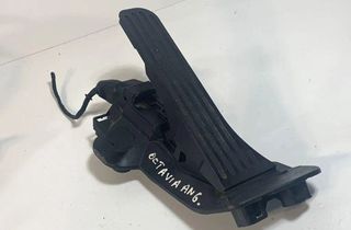 SKODA Octavia 2 generation (2004-2013) Akseleratora / gāzes pedālis 1K2721503M 30673349