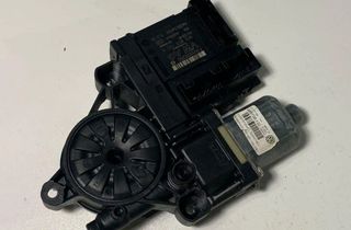 VOLKSWAGEN Passat B7 (2010-2015) Priekšējo kreiso durvju logu pacēlāja motorīts 1K0959792N 30674314