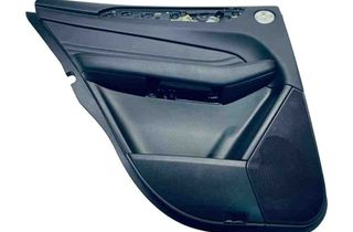 MERCEDES-BENZ GLE W166 (2015-2018) Обшивка двери задней левой стороны A1667300170 30691942