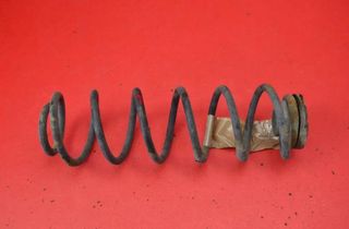 VOLKSWAGEN Beetle 2 generation (1998-2012) Пружина передняя левая VOLKSWAGEN 22125972