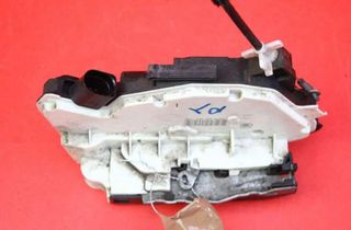 SKODA Superb 2 generation (2008-2015) Aizmugurējā labā durvju slēdzene 5N0839016G 24598624