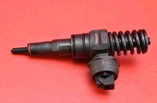SKODA Superb 1 generation (2001-2008) Fuel Injector 038130073BA 32037403