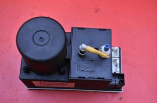 AUDI A3 8L (1996-2003) Вакуумный насос центрально замка 8L0862257L 33076564