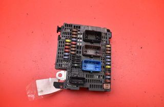 PEUGEOT 508 1 generation (2010-2020) Блок предохранителей 9674922080 33077052