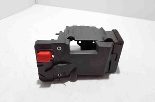 VOLVO S60 3 generation (2018-2023) Drošinātāju kastes turētājs 31652062 28461544