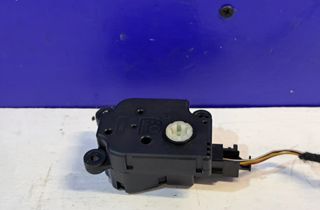 JAGUAR XE 1 generation (2014-2024) Air Conditioner Air Flow Valve Motor MF113930-1370 28514271