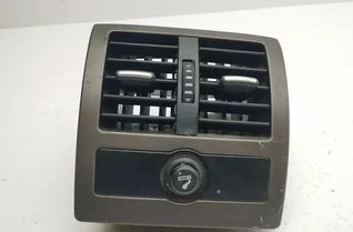 AUDI A6 C5/4B (1997-2004) Rear air vent grille 4B0819203 26417596