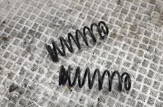 VOLKSWAGEN Tiguan 2 generation (2016-2024) Rear Left Coil Spring 5QF511115 26475049